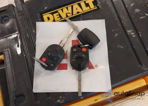 2014 Ford Focus Se z USA, uszkodzony, nr VIN 1FADP3K29EL383798